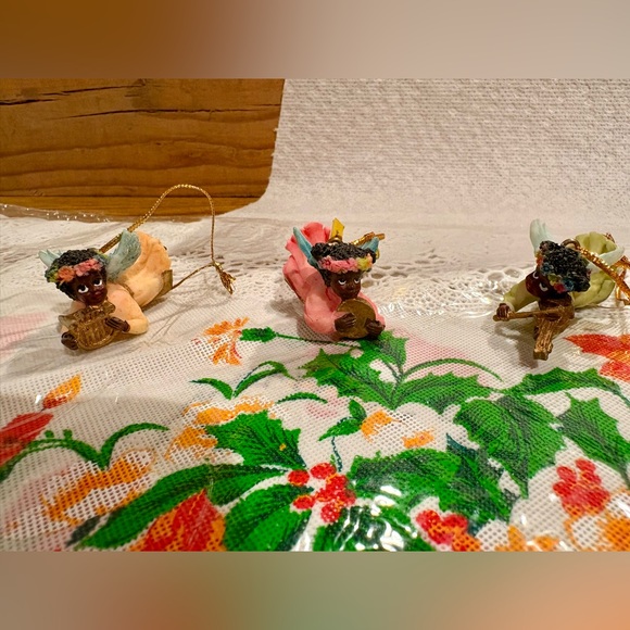 Giftco Set of 6 Little Angel Instrument Playing Polyresin Christmas Ornaments - Picture 2 of 8
